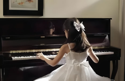 Enhancing Piano Performance: Listening, Singing, and Thinking