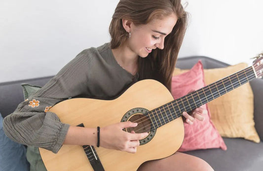 Guidelines for Self-Learning Guitar: Techniques, Tutorials, and Finger Care