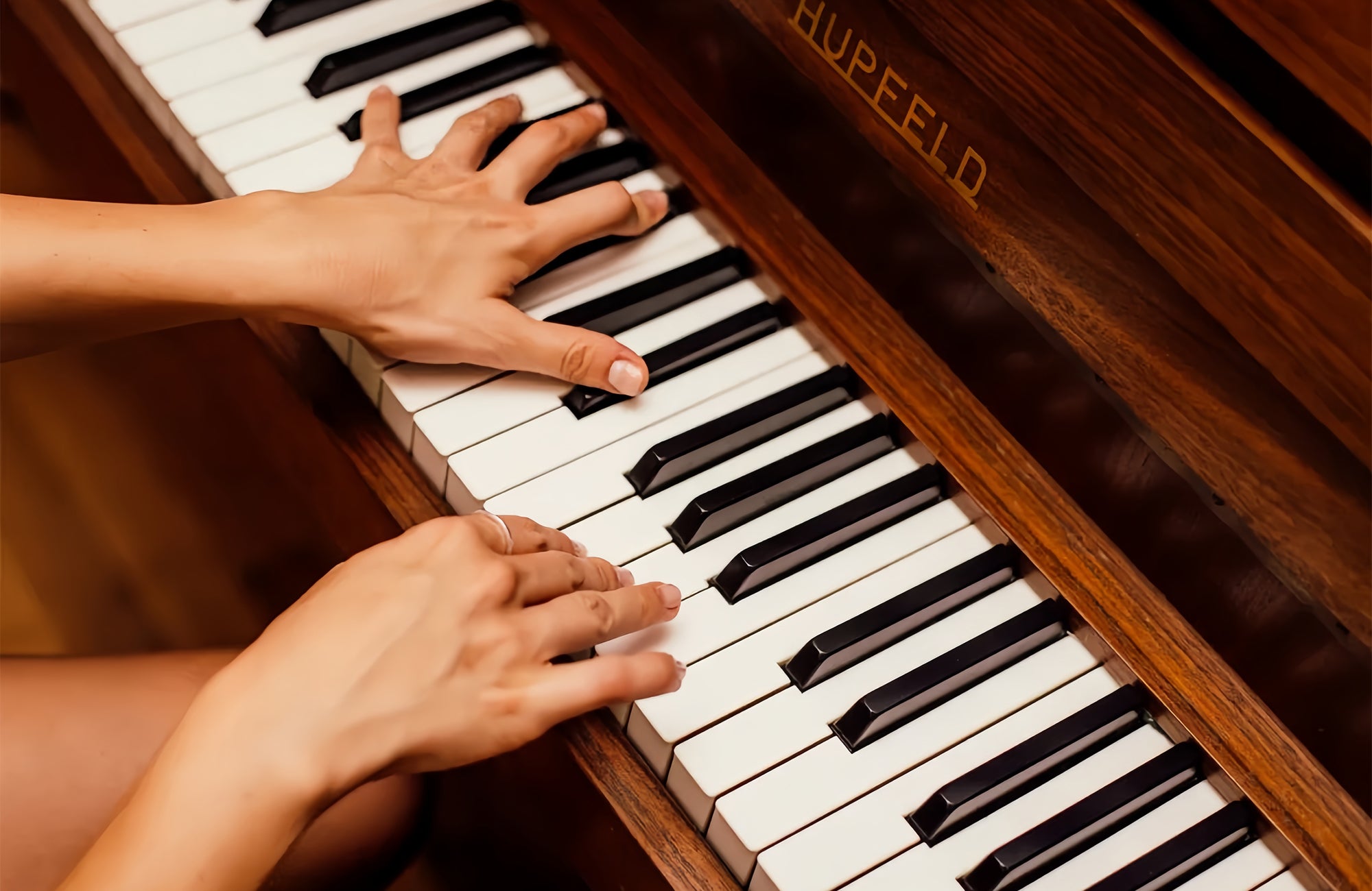 Mastering Legato Technique: Essential Tips for Piano Players – Musiin