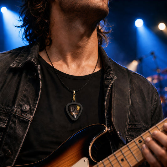 Your Favorite Picks Deserve to Be Part of Your Story. | Musiin Guitar Pick Holder Necklace Gold Edition (2 Pack)