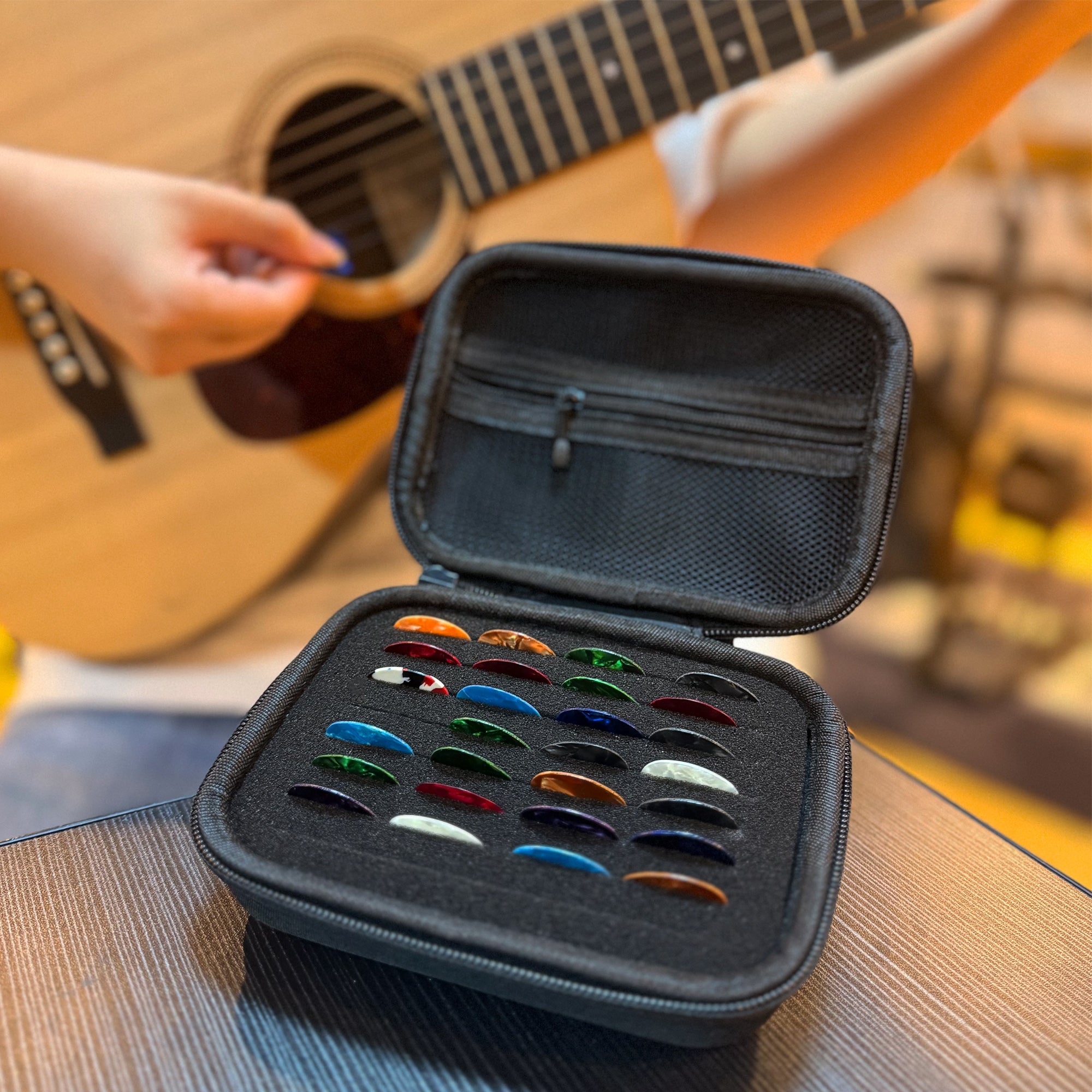Musiin Guitar Pick Holder Case is compatible with Fender Dunlop D'Addario Guitar Accessories, stores guitar string racks and various sizes of pick storage boxes(Dark Grey)