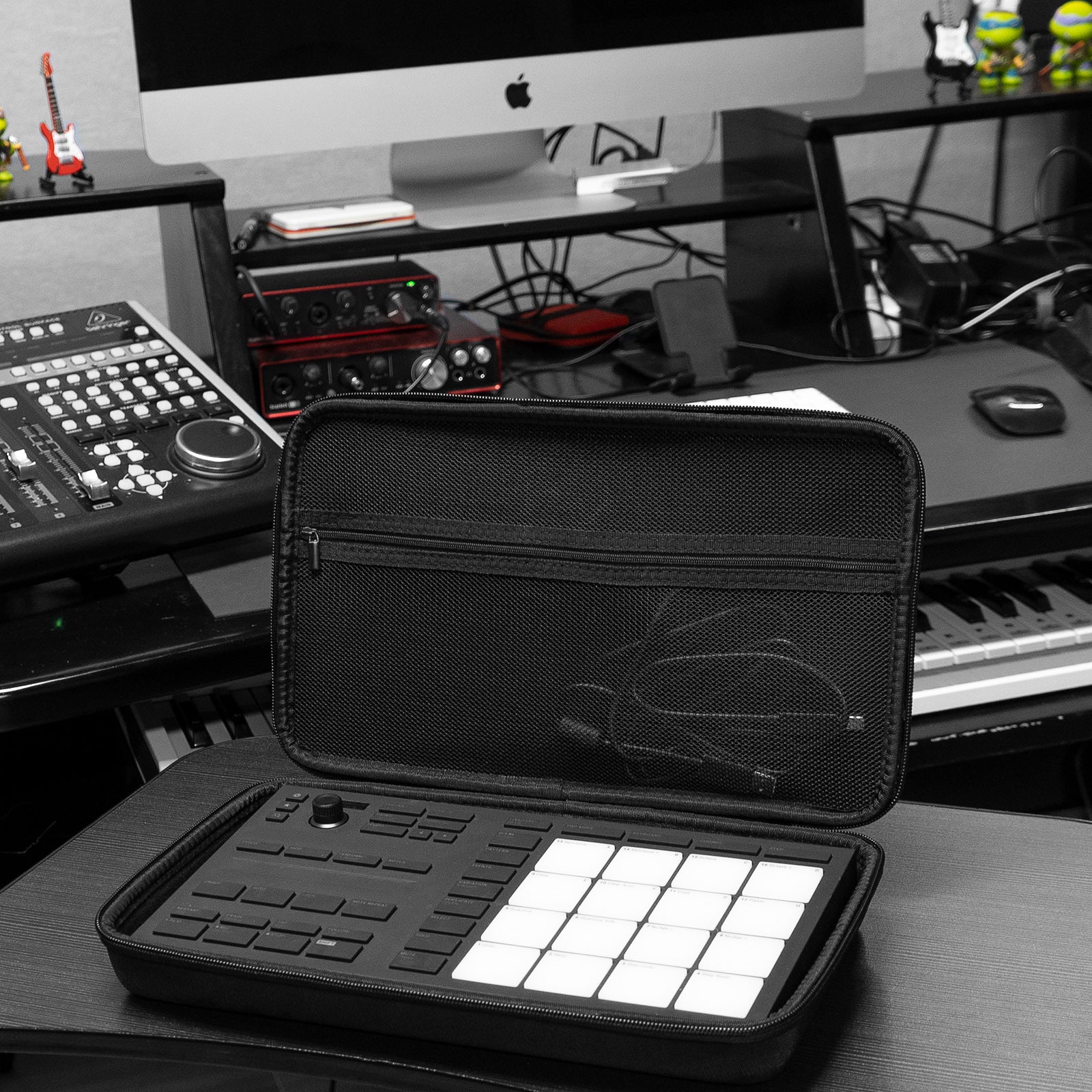 Musiin Premium Velvet Hardshell Travel Case Compatible with Native Instruments Maschine Mikro MK3 case Drum Controller Analog Device cover