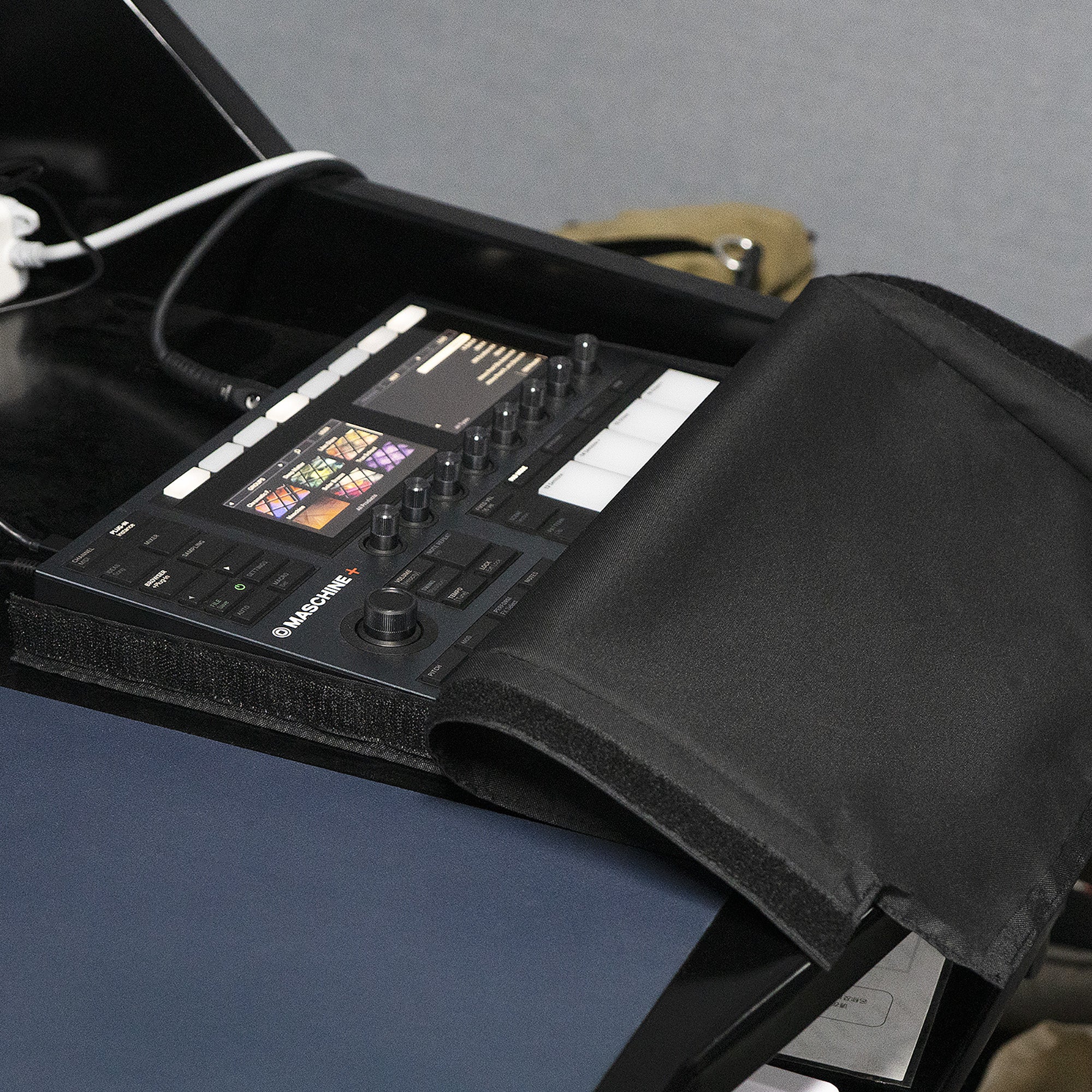 Musiin Music Production Controller Dust Cover is compatible with NI Maschine+ Plus MK3, the custom protective cover is made of waterproof material to prevent scratches, dust and splashes