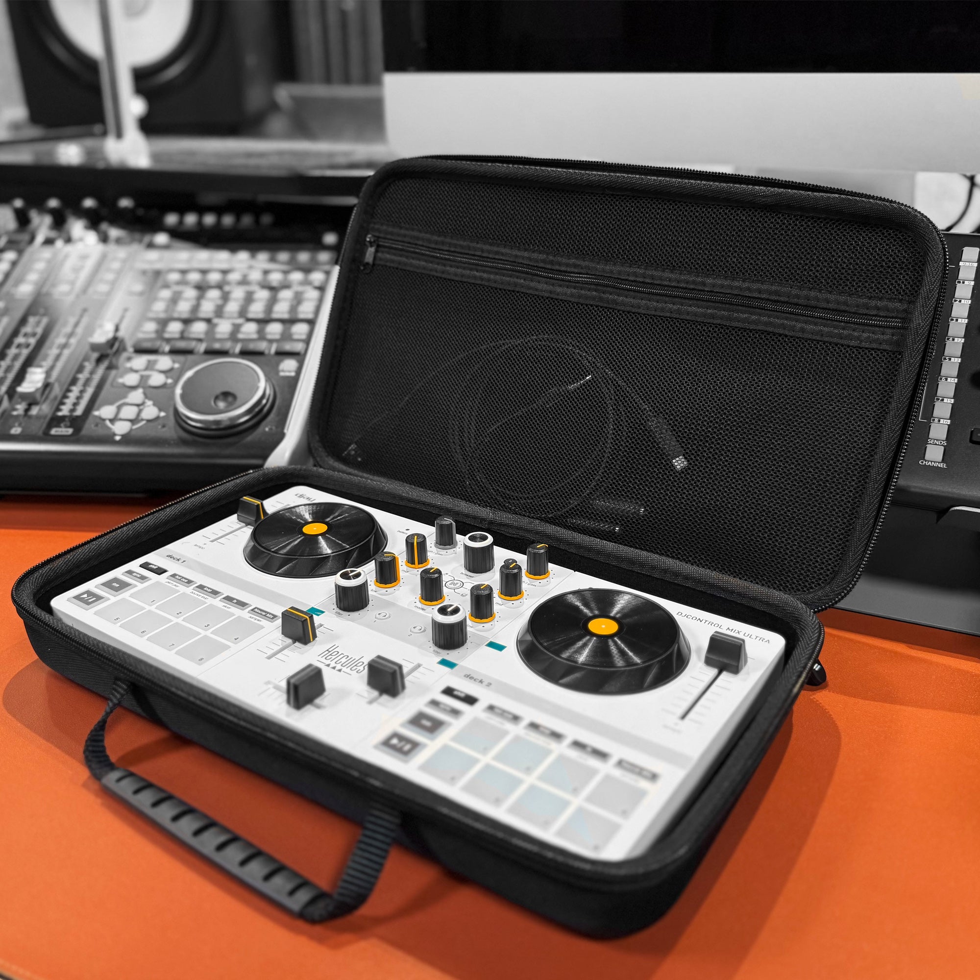 Musiin Premium Velvet Hardshell Case Compatible with LIVEN Texture,Evoke,XFM,Lofi-12, 8bit warps,AKAI Professional MPK Mini MK3,Hercules DJControl Mix Ultra,MIDI Controller Keyboard cover(Black)