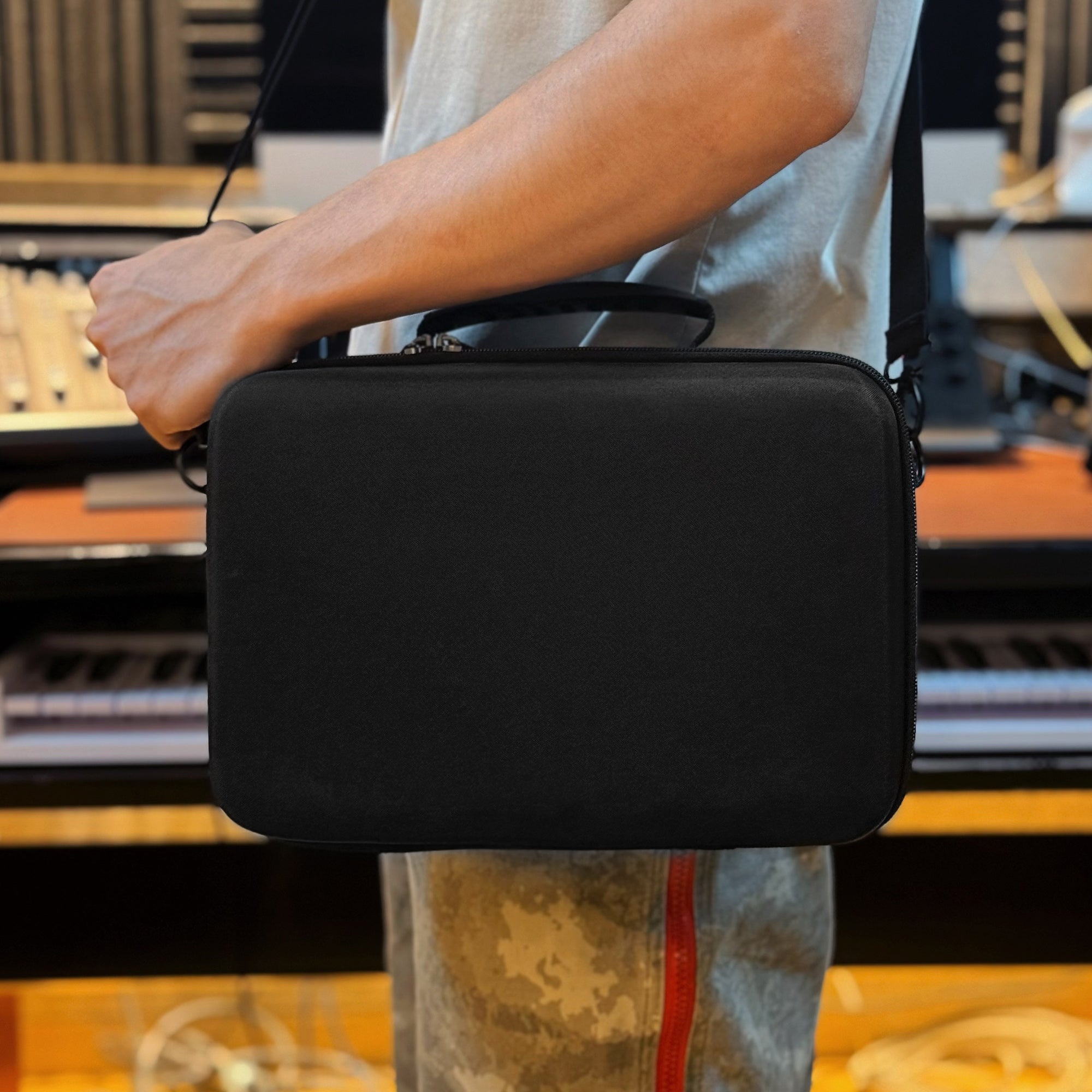 Musiin Audio Interface Case Compatible with Universal Audio Apollo x4 Gen 2 Essentials with Strap UA Apollo x4 Heritage Edition daily protection